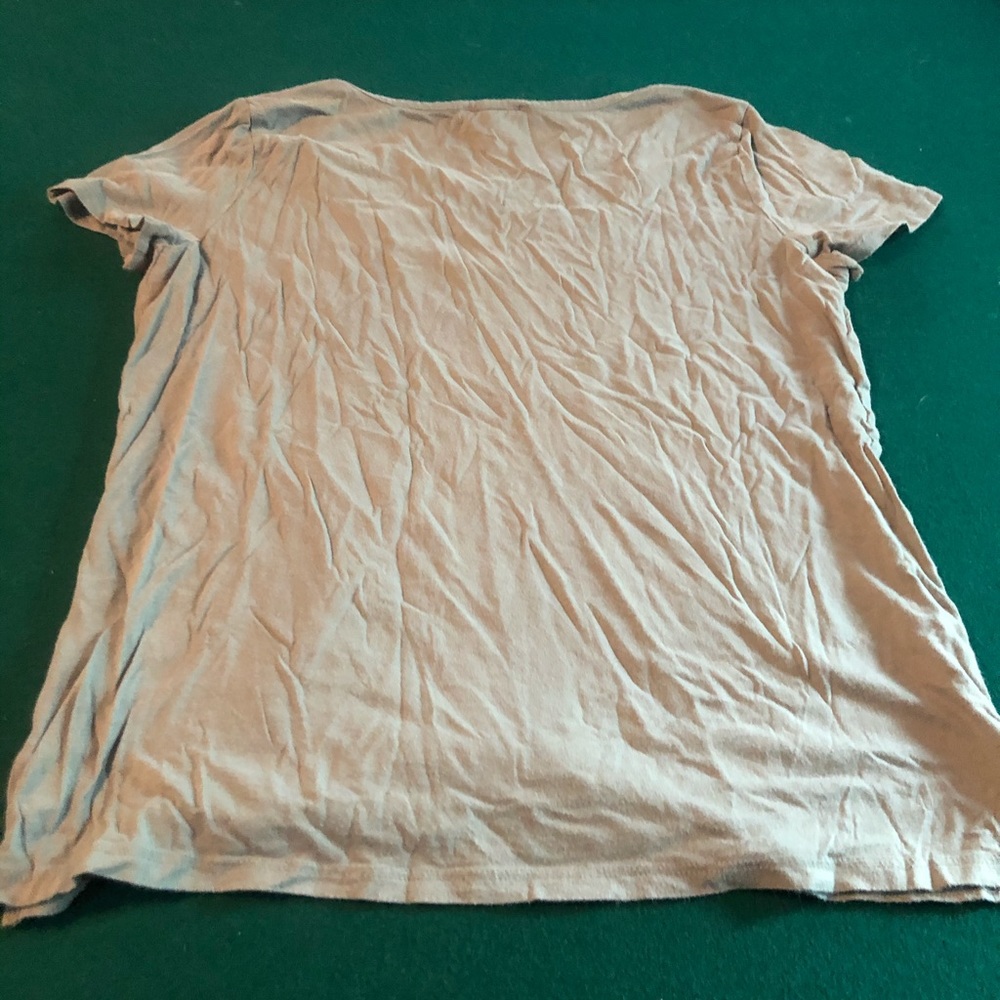 Tops - Picture 3 of 4